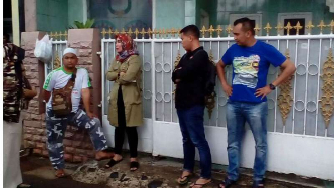 Paska penangkapan  Firzah Husein di Lubang Buaya, Jakarta Timur. 