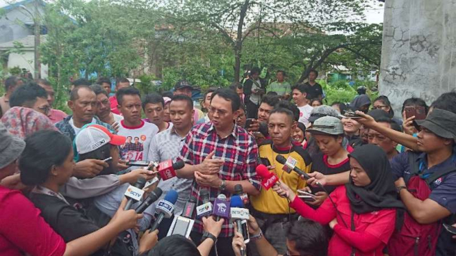Calon gubernur DKI Jakarta Basuki Tjahaja Purnama