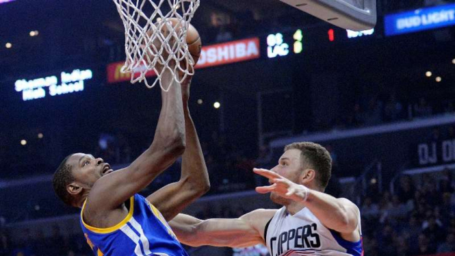 Pertandingan NBA antara Los Angeles Clippers melawan Golden State Warriors