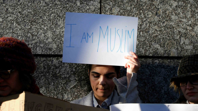 Kebijakan Imigrasi Trump yang dianggap mendiskriminasi Muslim menuai protes/Ilustrasi.