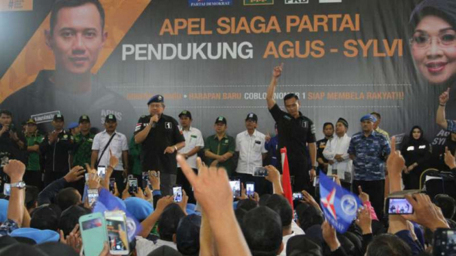 Ketua Umum Partai Demokrat Susilo Bambang Yudhoyono hadiri kampanye sekaligus Apel Siaga Partai Pendukung Agus-Sylvi, beberapa waktu lalu.