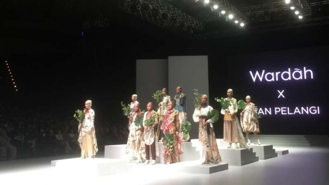 Koleksi Dian Pelangi di IFW 2017