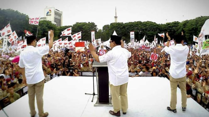 Kampanye akbar Anies Baswedan dan Sandiaga Uno di Lapangan Banteng, Jakarta.