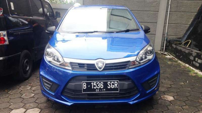 Proton Iriz terbaru.