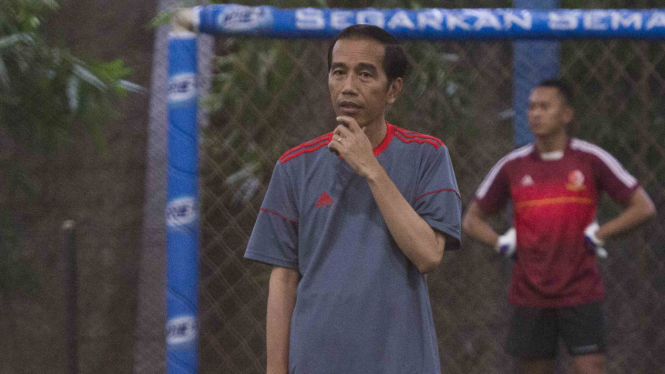 Presiden Jokowi Bermain Futsal