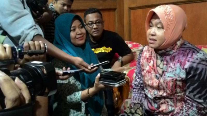 Wali Kota Surabaya, Tri Rismaharini alias Risma, di kantornya pada Kamis, 9 Februari 2017.