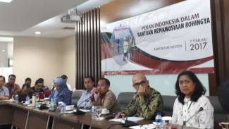 Masyarakat dan Pemerintah RI Kerja Sama Bantu Rohingya