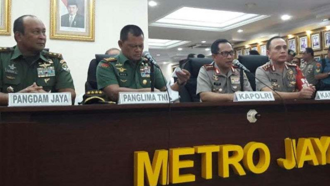 Kapolri, Panglima TNI, Kapolda Metro Jaya dan Pangdam Jaya.