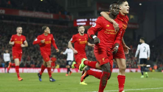 Pemain Liverpool merayakan gol Sadio Mane ke gawang Tottenham Hotspur