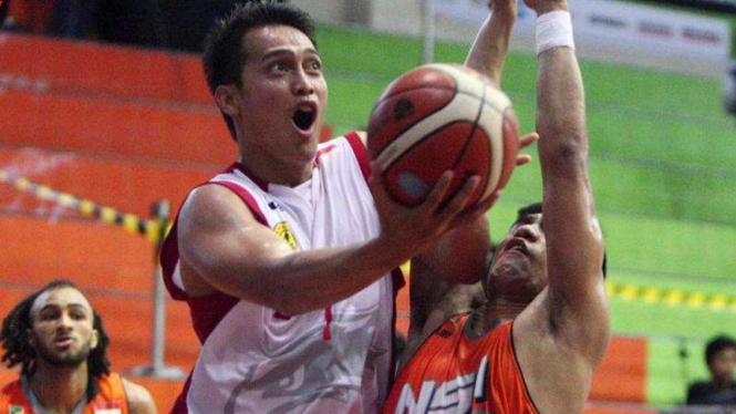 Laga IBL 2017 antara Garuda Bandung vs NSH Jakarta