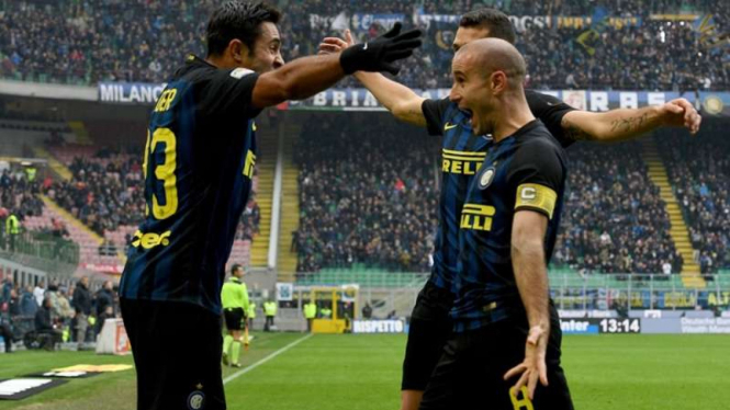 Pemain Inter Milan merayakan gol ke gawang Empoli