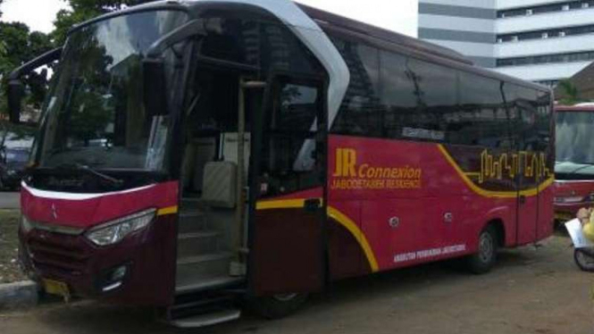 Bus JR Connexion.