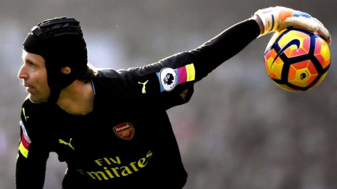 Penjaga gawang Arsenal, Petr Cech