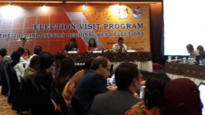 Pengenalan Election Visit, program KPU untuk ajak wakil negara asing.