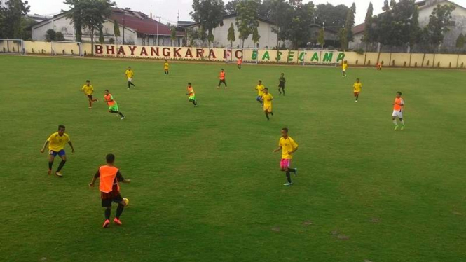 Suasana seleksi pemain timnas Indonesia U-19 di Surabaya