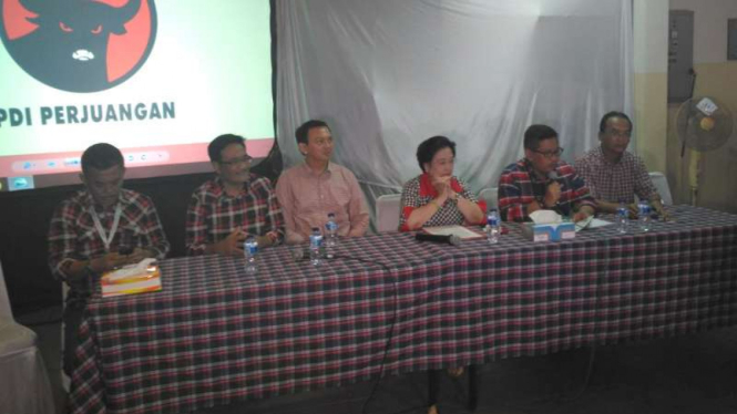Konferensi pers PDIP usai Pilkada DKI Jakarta.