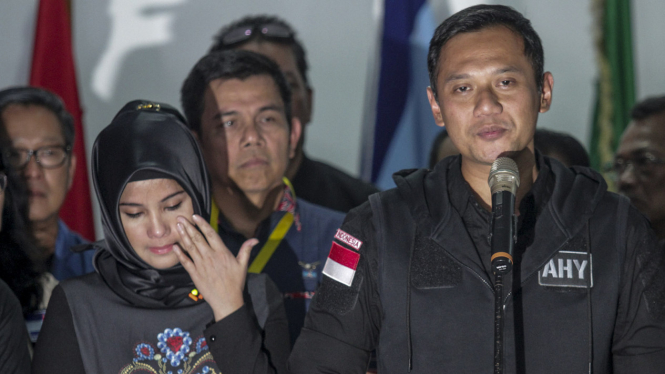 Agus Harimurti Yudhoyono (kanan).