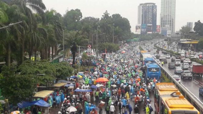 Aksi damai 212 di depan Gedung DPR/ MPR. (Foto ilustrasi)