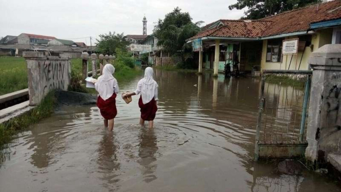 Banjir di kawasan Teluk Naga Tangerang