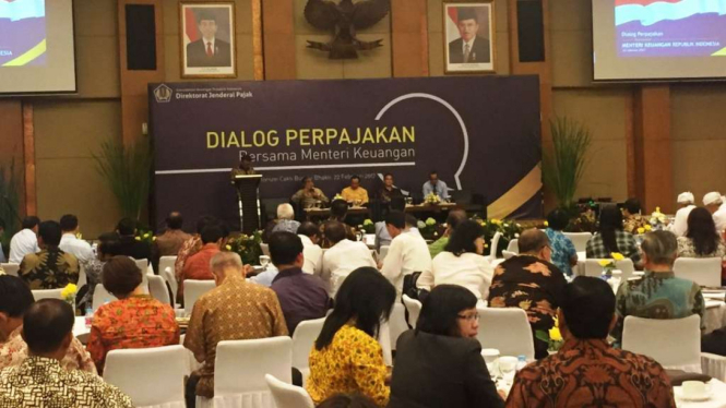 Dialog perpajakan bersama tokoh masyarakat di kantor pusat Ditjen Pajak.