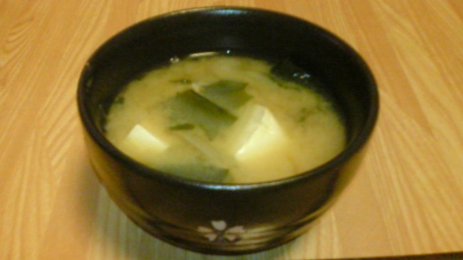 Ilustrasi sup miso