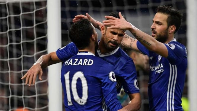 Pemain Chelsea rayakan gol Diego Costa