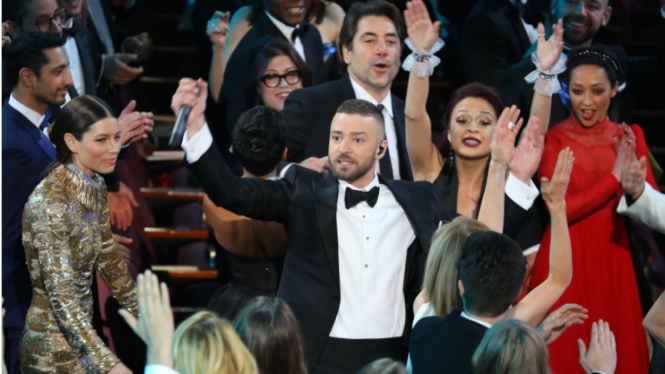 Justin Timberlake buka gelaran Oscar 2017.