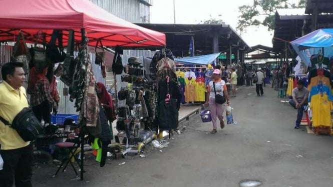 Kondisi pedagang Pasar Senen usai kebakaran besar.