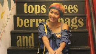 Mengibarkan Perajin Wastra Wanita