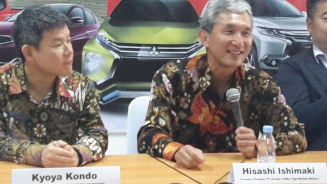 Bos baru Mitsubishi Indonesia, Kyoya Kondo (kiri).