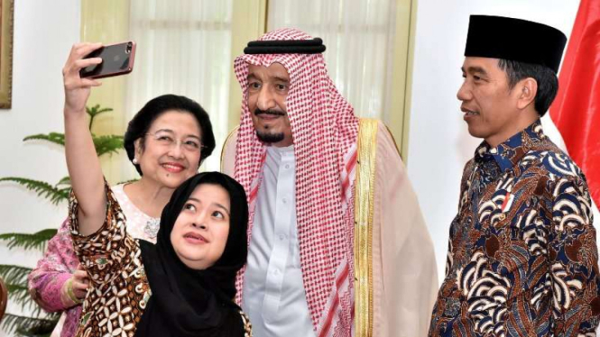 Raja Salman diminta selfie dengan Megawati Soekarnoputri dan Puan Maharani