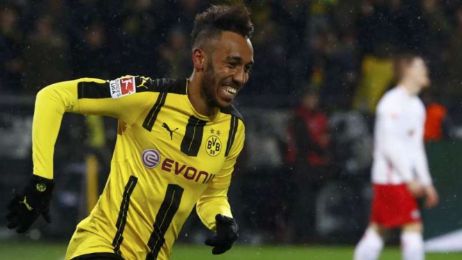 Penyerang Borussia Dortmund, Pierre-Emerick Aubameyang