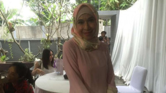 Perawatan Rambut Berjilbab ala Sylvana Herman