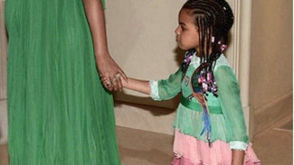 Putri Beyonce Pakai Baju Seharga Toyota Innova