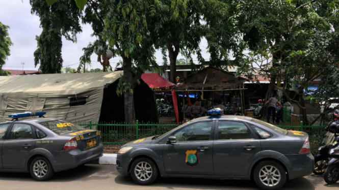 Polisi jaga lokasi tawuran di Manggarai, Jakarta Selatan