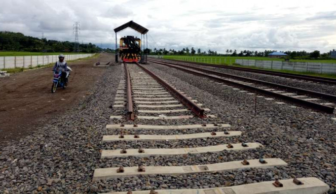 Proyek jalur kereta api Trans Sulawesi 