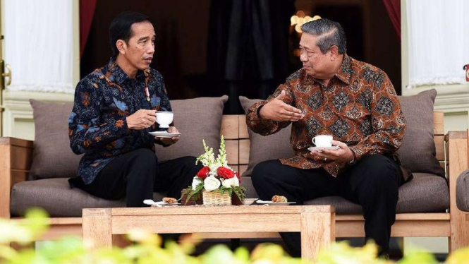 Pertemuan Presiden Joko Widodo dan Susilo Bambang Yudhoyono di Istana Merdeka, 9 Maret 2017.
