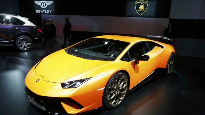 Lamborghini Huracan Performante, Mobil Bertenaga Ganas