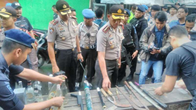 Polres Jakarta Pusat sita senjata dari kawasan Tambak, Jakarta