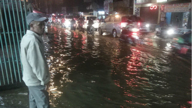 Banjir di Depok, Jumat malam, 10 Maret 2017.