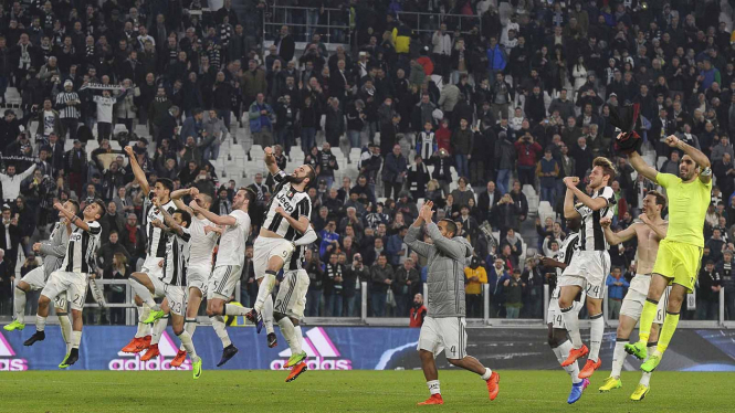 Selebrasi kemenangan para pemain Juventus.
