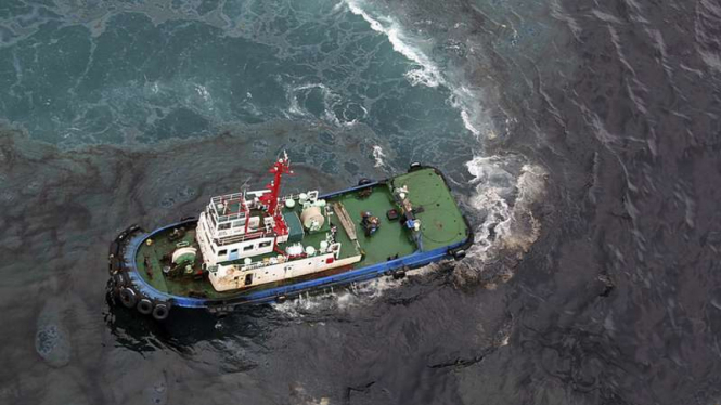 Pencemaran minyak di laut