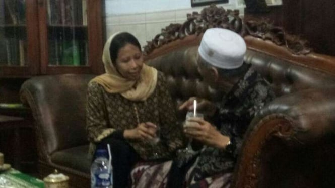 Menteri BUMN, Rini Soemarno (Kiri)