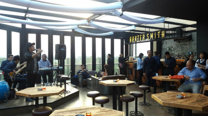 Bexter Smith Dining, Lounge and Roofbar.