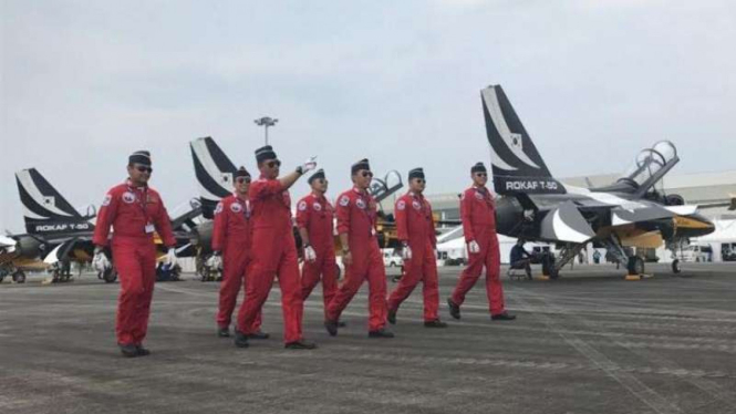 Tim aerobatik TNI AU Jupiter Aerobatic Team (JAT)
