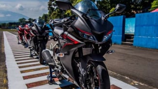 Awal 2018, CBR150R Dibuat KO Yamaha R15
