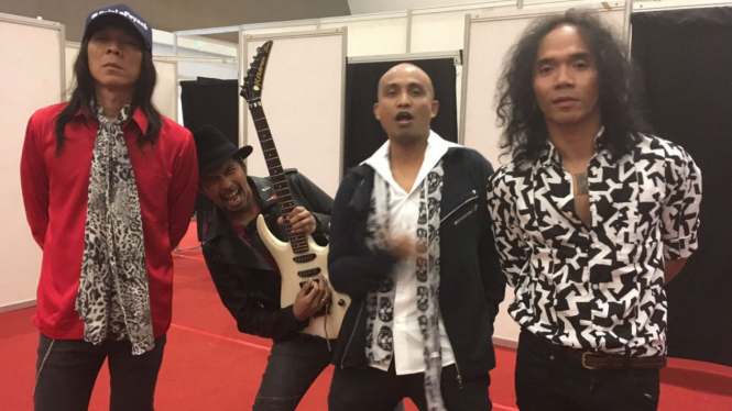 Slank di HUT ANTV