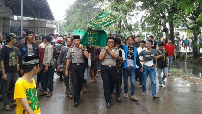 Jenazah korban tewas akibat bentrok suporter di Tangerang akan dimakamkan