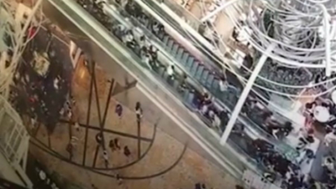 Insiden eskalator di Hong Kong