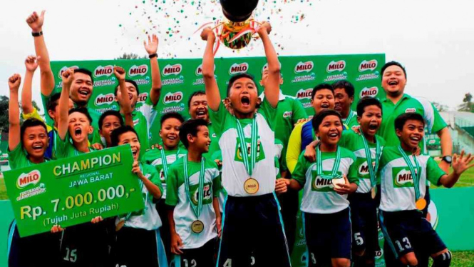 SD Al Ma’soem Sumedang, juara MILO Football Championship 2017 Bandung.